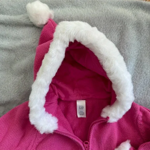 Like NEW Baby GAP Bright Pink Fur Trim Full Zip Sweater Sz 3-6 mon - Picture 2 of 6